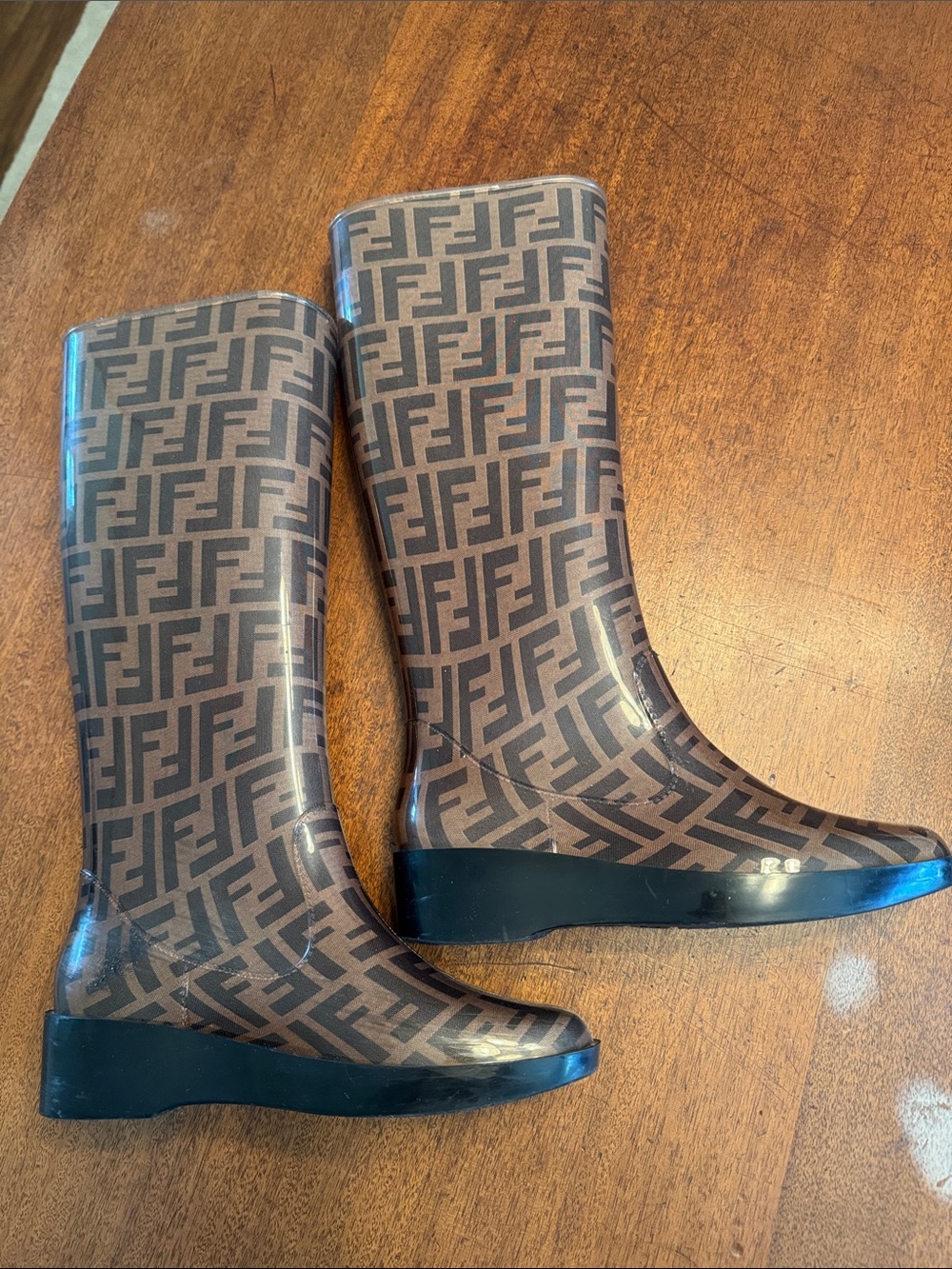 Fendi Brown FF Logo Glossy Rain Boots - Picture 5 of 10